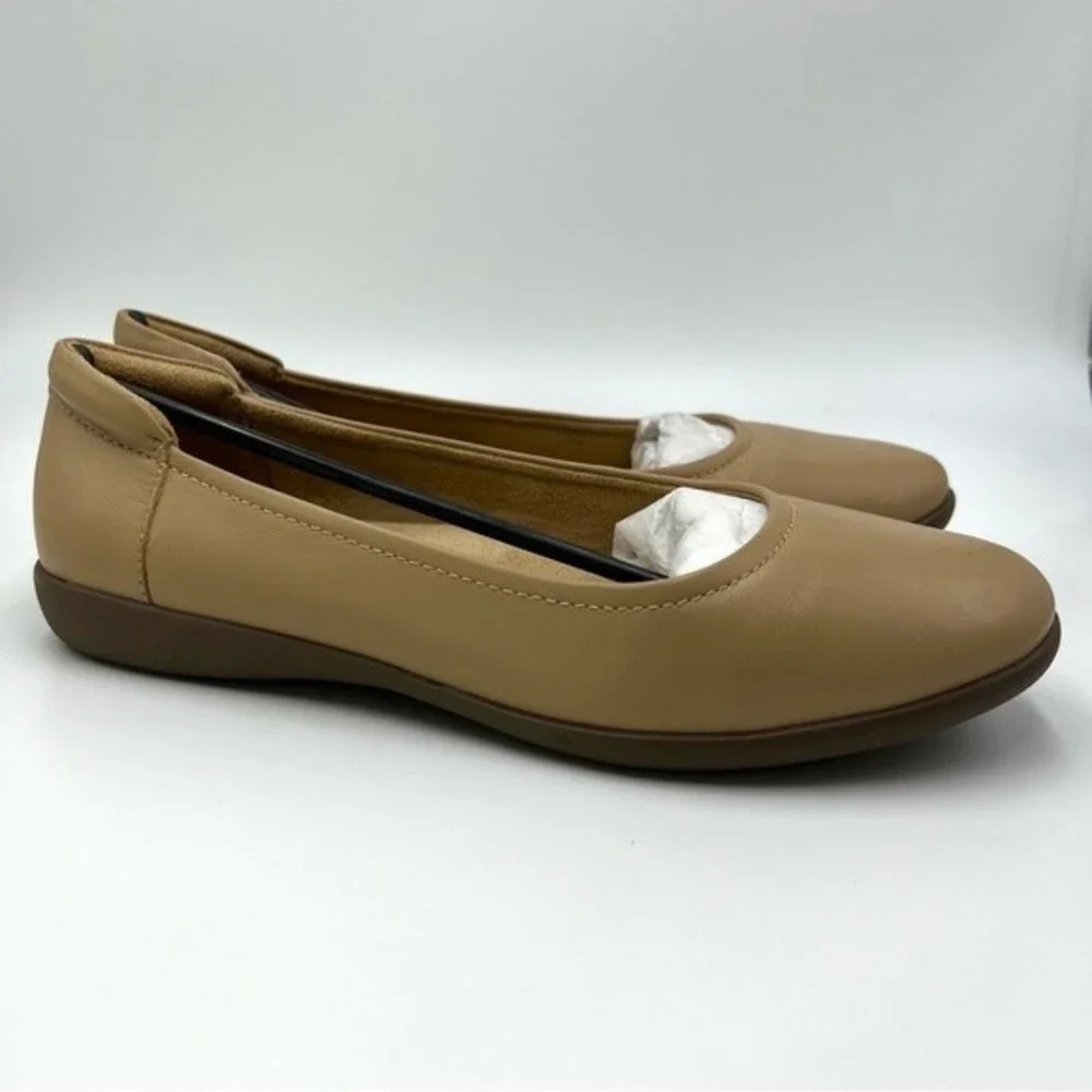Naturalizer women flexy